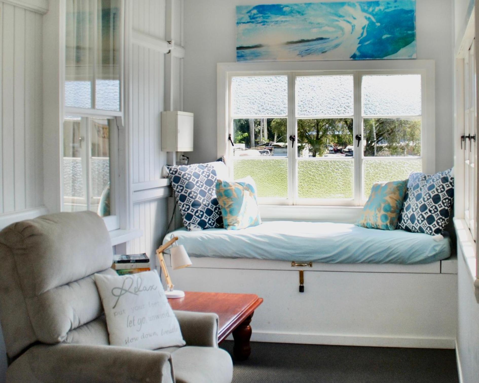 Holiday home The Little River - Riverfront Retreat *
