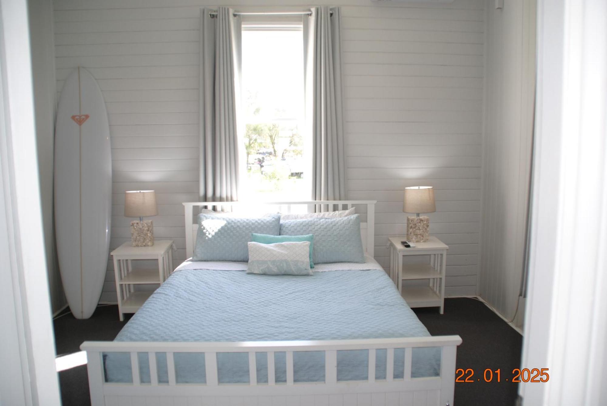 The Little River - Riverfront Retreat Holiday home